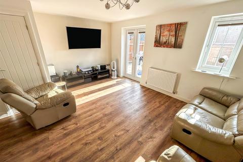 3 bedroom end of terrace house for sale, Parc Llwyfen, Llanymynech