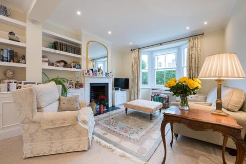 4 bedroom terraced house to rent, Poyntz Road, London SW11