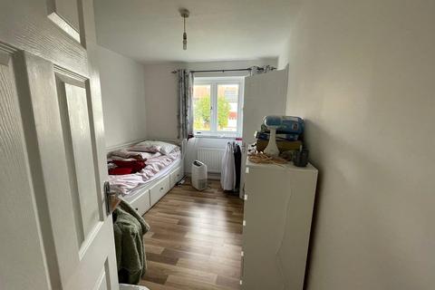 2 bedroom maisonette to rent, Balder Rise, London, SE12