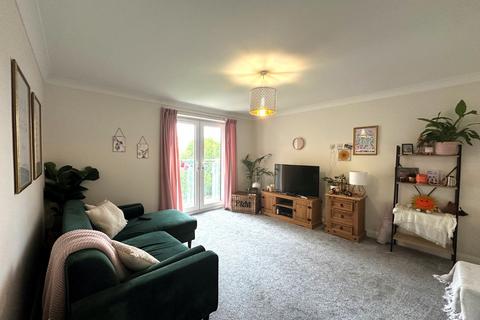 2 bedroom flat to rent, Sycamore Avenue, Chandler's Ford SO53