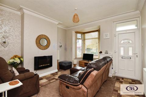 2 bedroom terraced house for sale, London Road, Chesterton, Newcastle