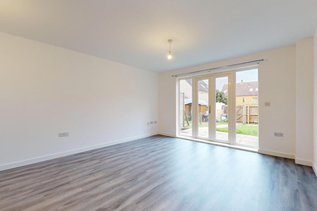 Lounge / dining room