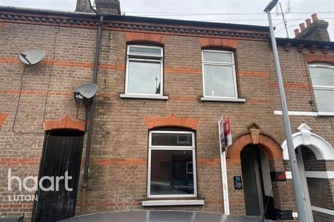 1 bedroom terraced house to rent, Cambridge Street, Luton