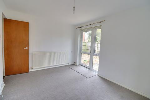 1 bedroom ground floor flat for sale, TROJAN WAY, CROOKHORN