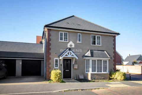 3 bedroom detached house for sale, Memorial Way, Colchester CO4