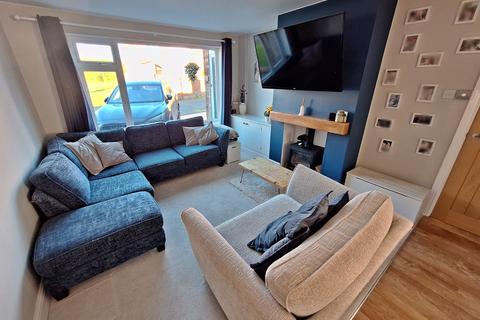 3 bedroom end of terrace house for sale, Stivers Way, Harlington, LU5 6PH