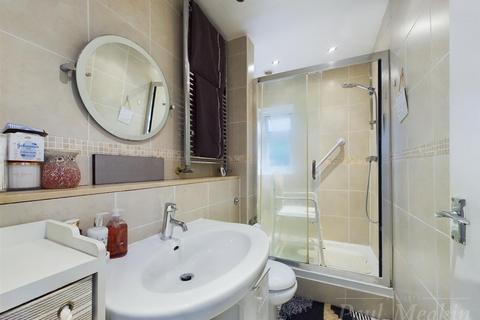 12 Rydal Close, Purley, CR8 1HP