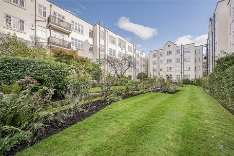 3 bedroom apartment for sale, London NW8