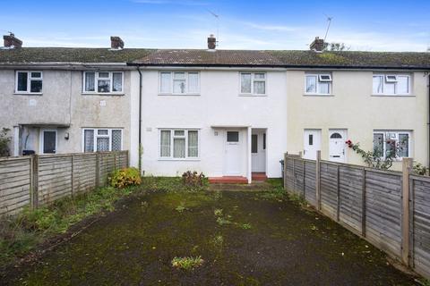 3 bedroom terraced house for sale, Martyrs Avenue, Crawley RH11