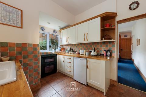 75 Greatheed Road, Leamington Spa, CV32 6ET