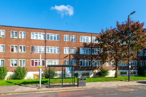 1 bedroom flat for sale, Blaydon Close, Northumberland Park, London, London, N17 0TW