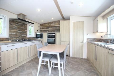 2 bedroom park home for sale, Hoburne Bashley, New Milton, Hampshire, BH25