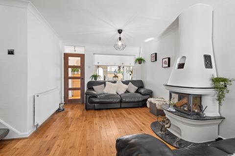 16 Souter Drive, Kilmarnock, KA3 7JD