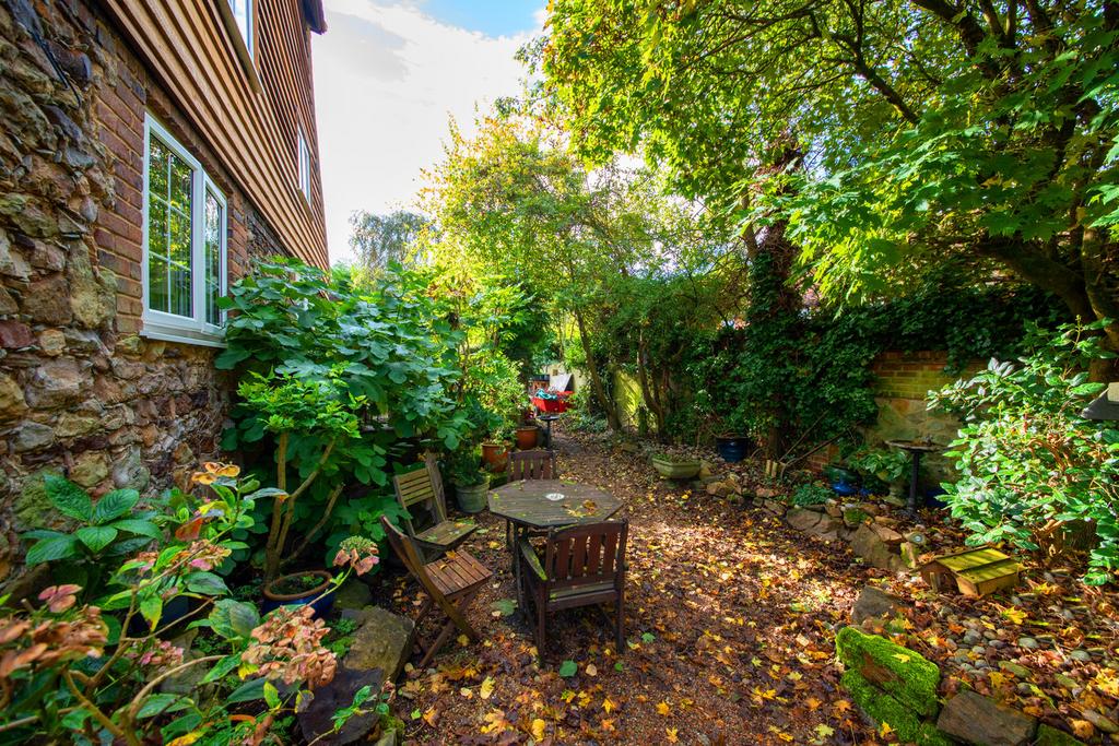 Courtyard Garden
