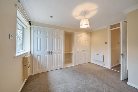 1 bedroom end of terrace house for sale, Chiltern Avenue, Farnborough, Hampshire, GU14