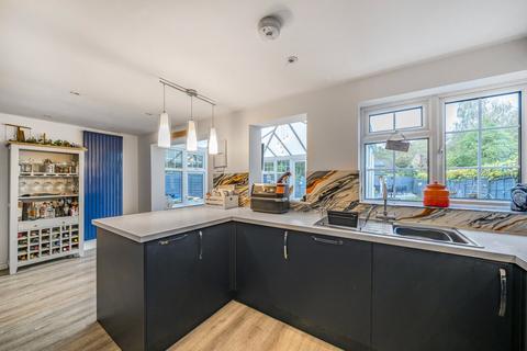 38 Brittens Close, Guildford, GU2 9RJ