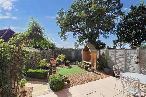 3 bedroom terraced house for sale, St. Michaels Avenue, Aylsham, Norwich