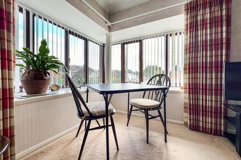 2 bedroom flat for sale, Postern Close, Portchester,