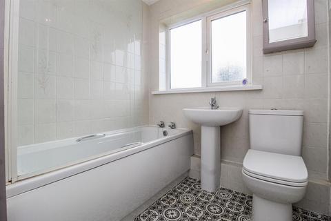 3 bedroom detached house for sale, Healey Drive, Ossett WF5