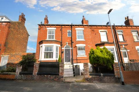 2 bedroom terraced house for sale, Woodview Grove, Leeds, West Yorkshire