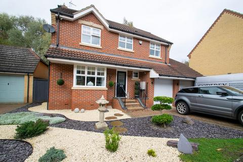 4 bedroom detached house for sale, Goodwood Close, Bedford MK45