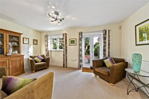 4 bedroom end of terrace house for sale, Heritage Close