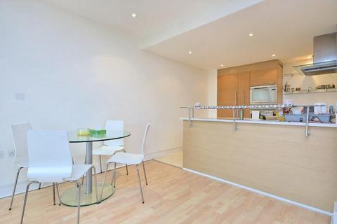 1 bedroom flat to rent, Howard Building, 368 Queenstown Road, London, SW11