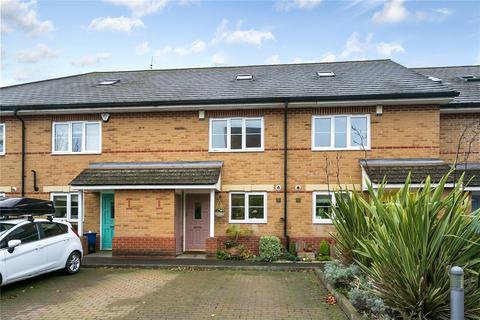 3 Brooklands Place, Hampton Hill, Hampton, TW12 1SA