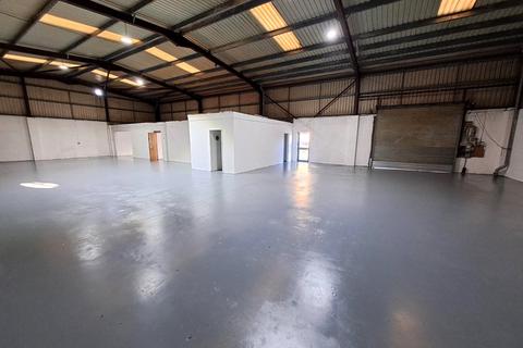 Industrial unit to rent, Unit 11 Alexandra Trading Estate, Birmingham, B21 0PD