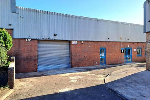 Industrial unit to rent, Unit 11 Alexandra Trading Estate, Birmingham, B21 0PD