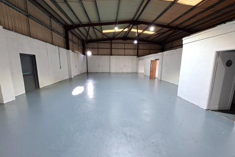 Industrial unit to rent, Unit 11 Alexandra Trading Estate, Birmingham, B21 0PD