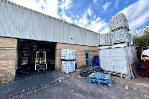 Industrial unit to rent, Unit 9 Alexandra Trading Estate, Birmingham, B21 0PD