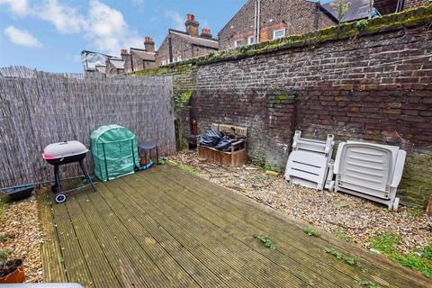 32 Dinton Road, London, SW19 2AP