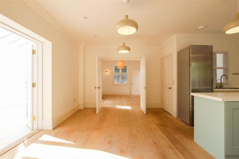 4 bedroom house to rent, Kings Road, Cambridge CB3