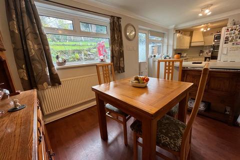 3 bedroom semi-detached house for sale, Cliff Dale, Stalybridge SK15