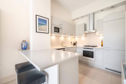 2 bedroom flat for sale, Blenheim Gardens, Willesden Green, London, NW2