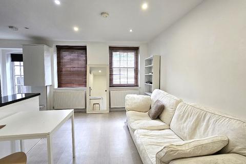 1 bedroom ground floor flat to rent, Hackney Road, London, Haggerston