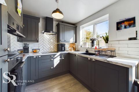 22 Burnside Avenue, Chapel En Le Frith, High Peak, SK23 0BA