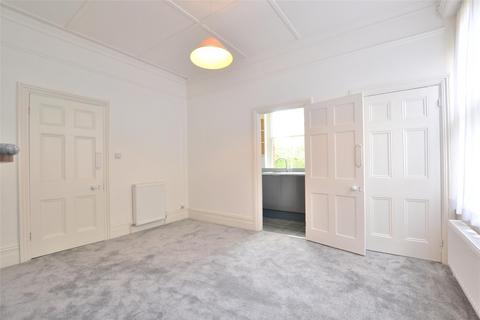 2 bedroom apartment to rent, Salisbury Road, Hertfordshire EN5