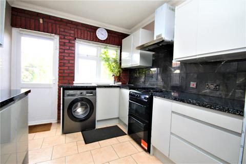 2 bedroom terraced house to rent, Thetford Road, Dagenham, RM9