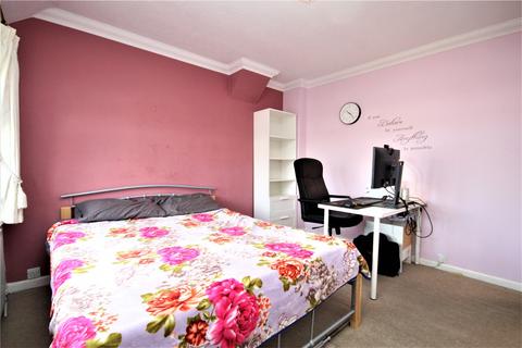 2 bedroom terraced house to rent, Thetford Road, Dagenham, RM9