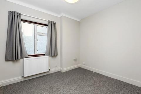 3 bedroom flat to rent, West Heath Drive, Golders Green, London,  NW11