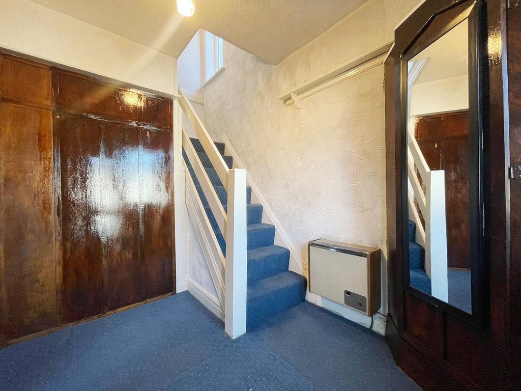 Hallway.jpg