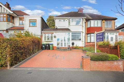 4 bedroom semi-detached house for sale, Oak Road, Oldbury B68