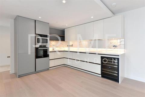 2 bedroom apartment to rent, Westmark Tower, London W2