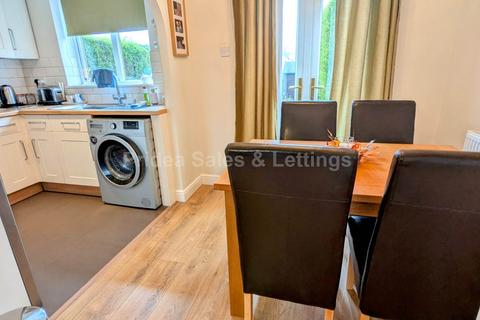 7 Blacks Close, Waddington, Lincoln, LN5 9SG
