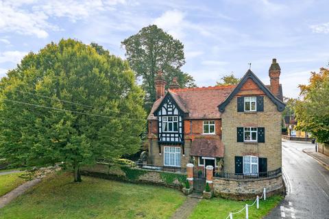 6 bedroom detached house for sale, Royal Lane, Hillingdon Village