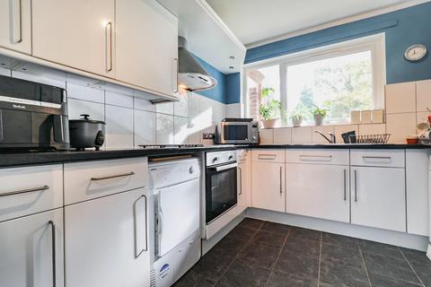 2 bedroom apartment for sale, Lancaster Road, Harrogate, HG2 0HG