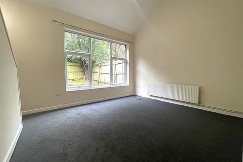 3 bedroom terraced house to rent, Toftland, Orton Malborne, Peterborough, PE2 5PF