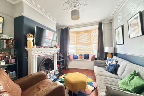 13 Ferndale Road, Exeter, EX2 9BW